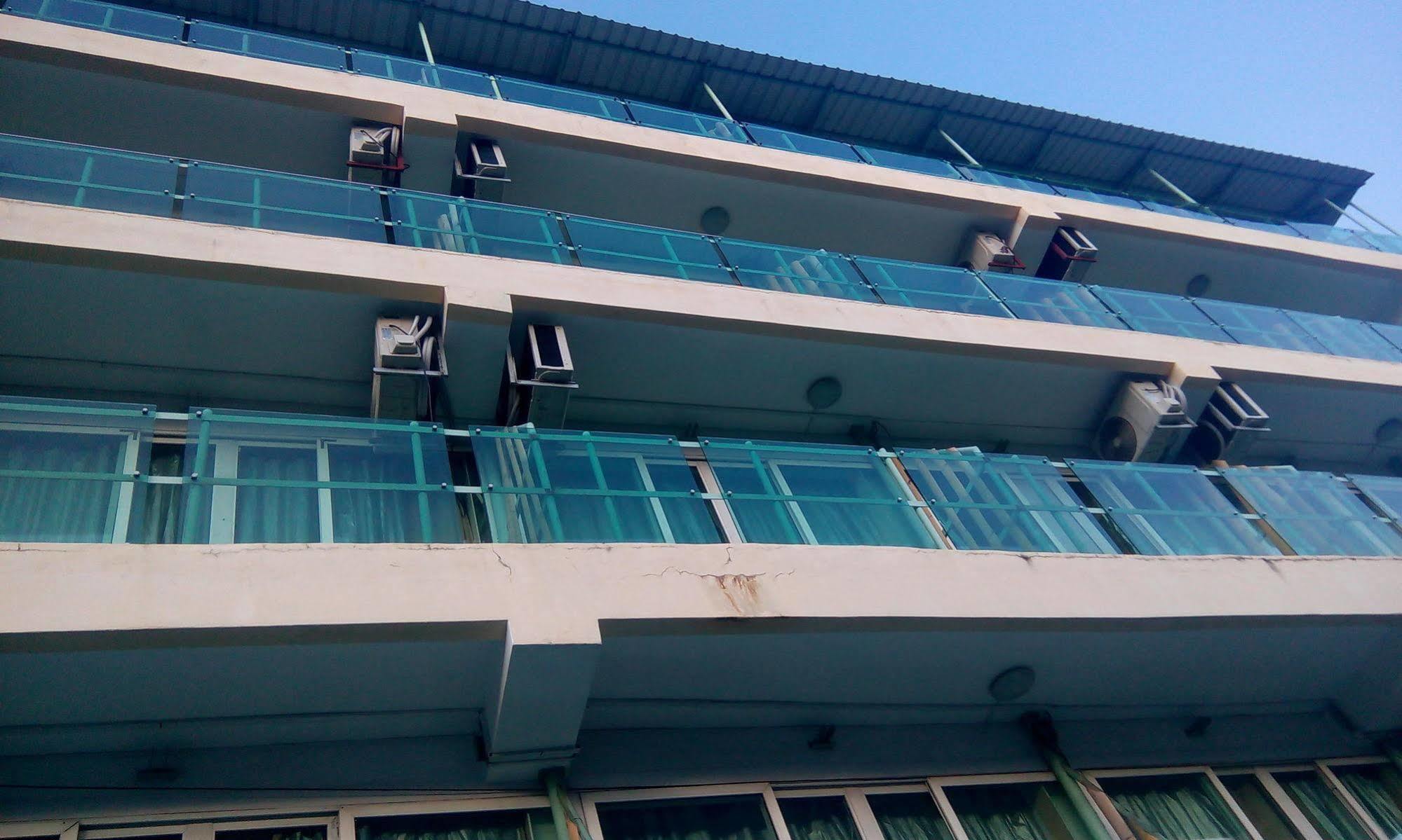 Hypertek Hotel Grand Bay Εξωτερικό φωτογραφία